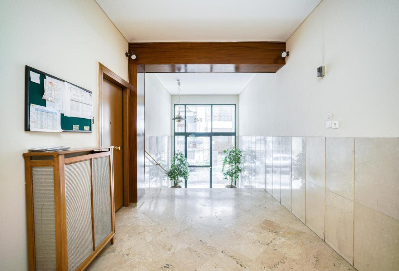 Delightful Stylish Two Bedroom Condo In Hip Area Of Central Atény Exteriér fotografie