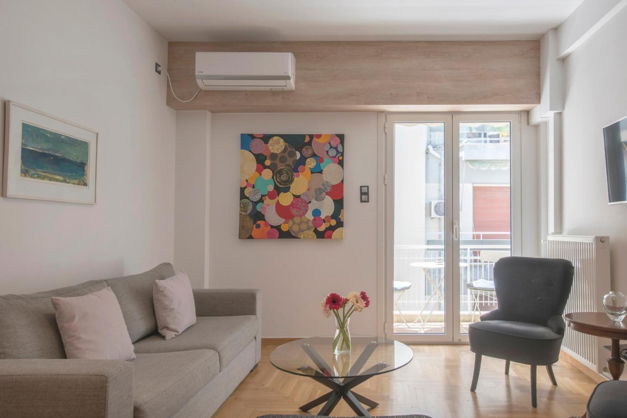 Delightful Stylish Two Bedroom Condo In Hip Area Of Central Atény Exteriér fotografie